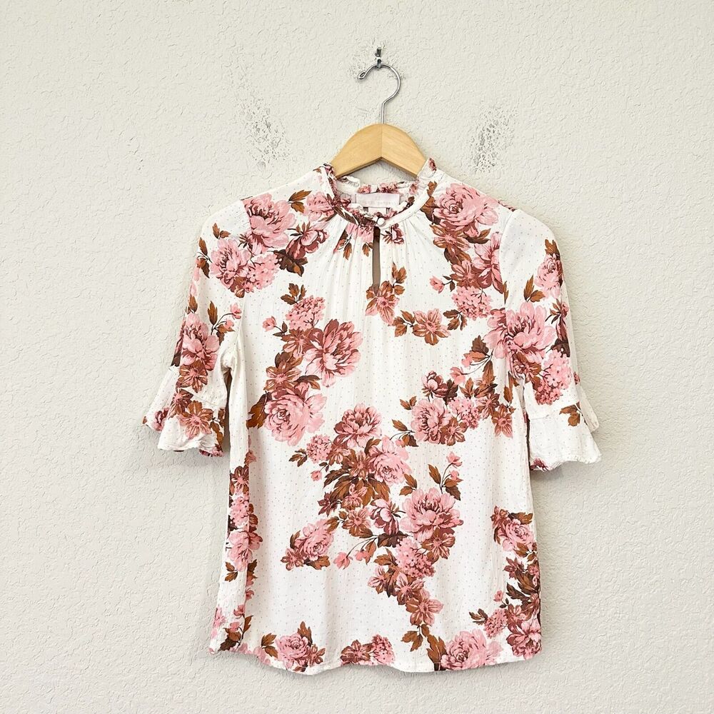 RACHEL PARCELL Keyhole Flounce Sleeve Blouse in Red/Pink Floral Print